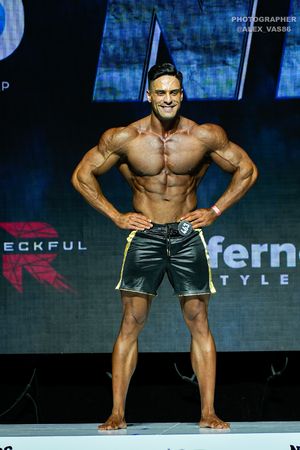 MAN'S PHYSIQUE OVERALL